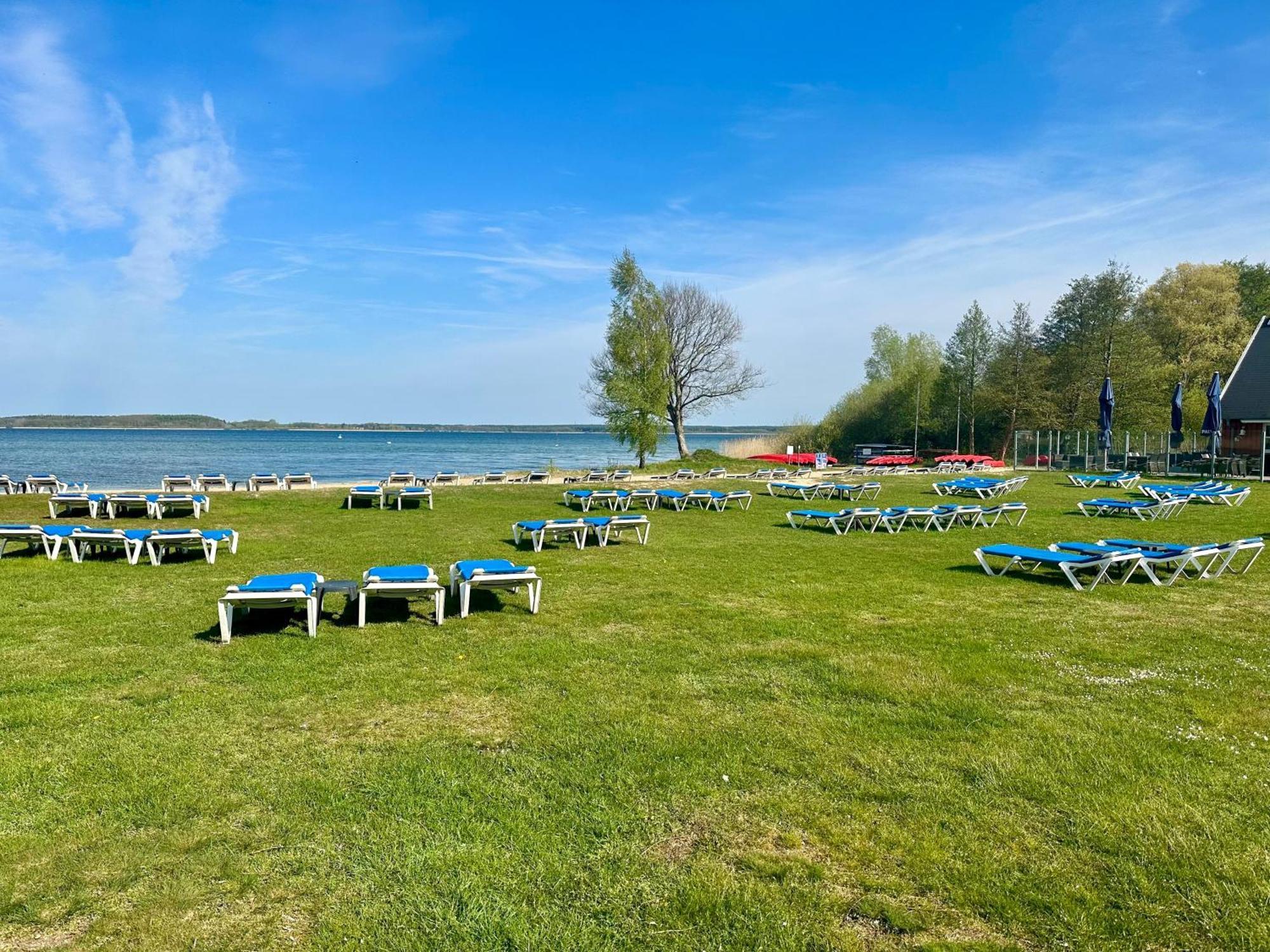 Kapitaens-Bungalow Am See เกอห์เรน-เลบบิน ภายนอก รูปภาพ